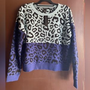 NWT Blush & Bloom Blue Leopard Sweater 🪩